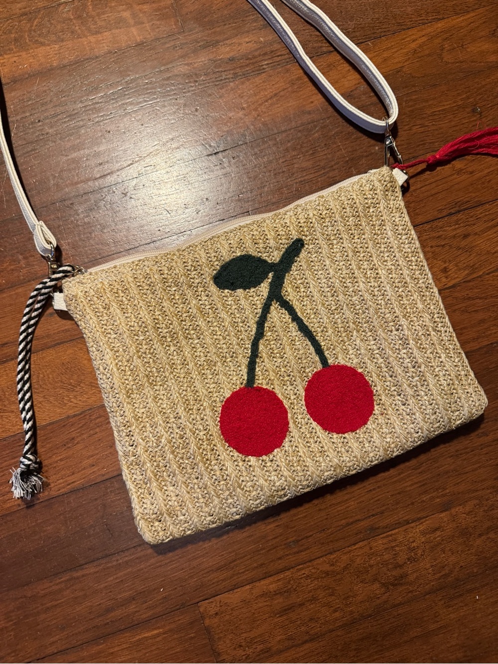 Cherry Raffia Purse - Picture 2 of 5